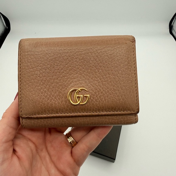 Gucci Brown Leather Wallet - Picture 1 of 10